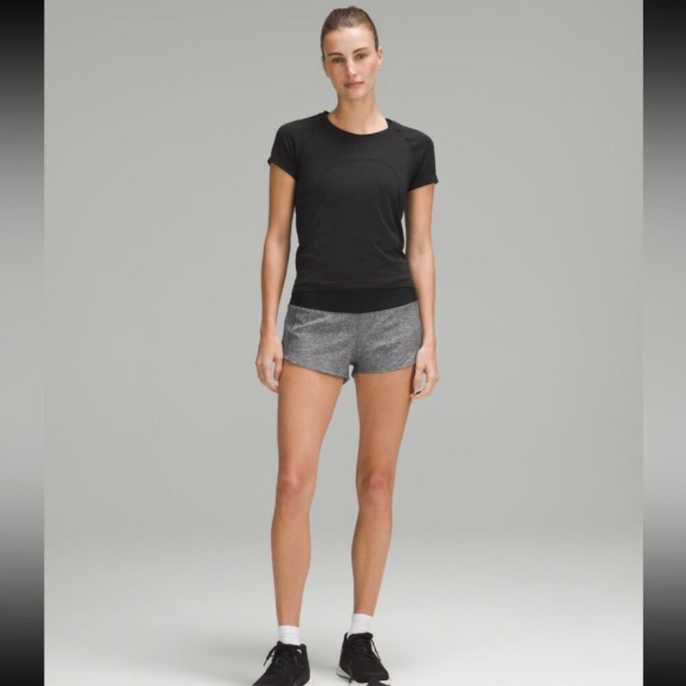 Lululemon Athletica Speed Up 2.5” Shorts Heather Gray and Black
